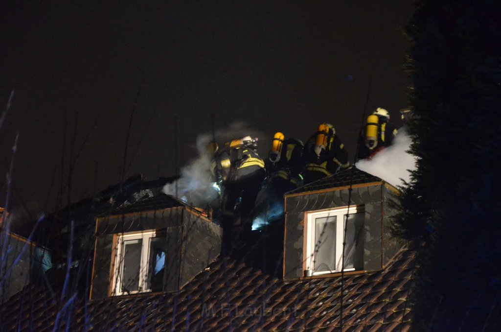 Feuer 2 Koeln Junkersdorf Salzburgerweg P099.JPG - Miklos Laubert